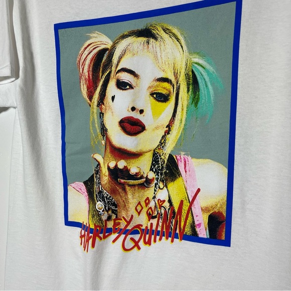 NWT Birds of Prey, Harley Quinn Graphic T-Shirt. Size Small - Picture 2 of 6